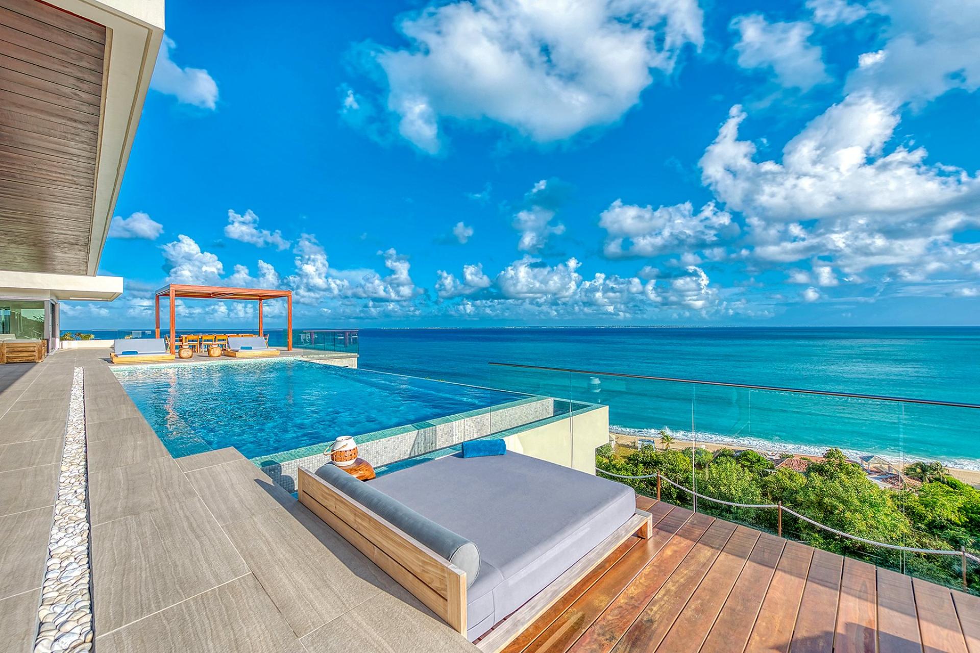 St Martin luxury villa rental - Pool facing the ocean